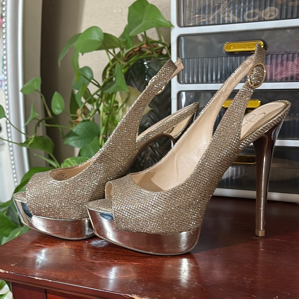 Jessica Simpson Gold Sparkle Slingback Heels